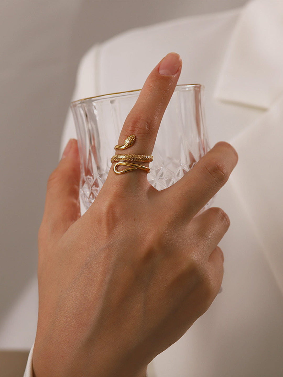 Bague Reine du Venin