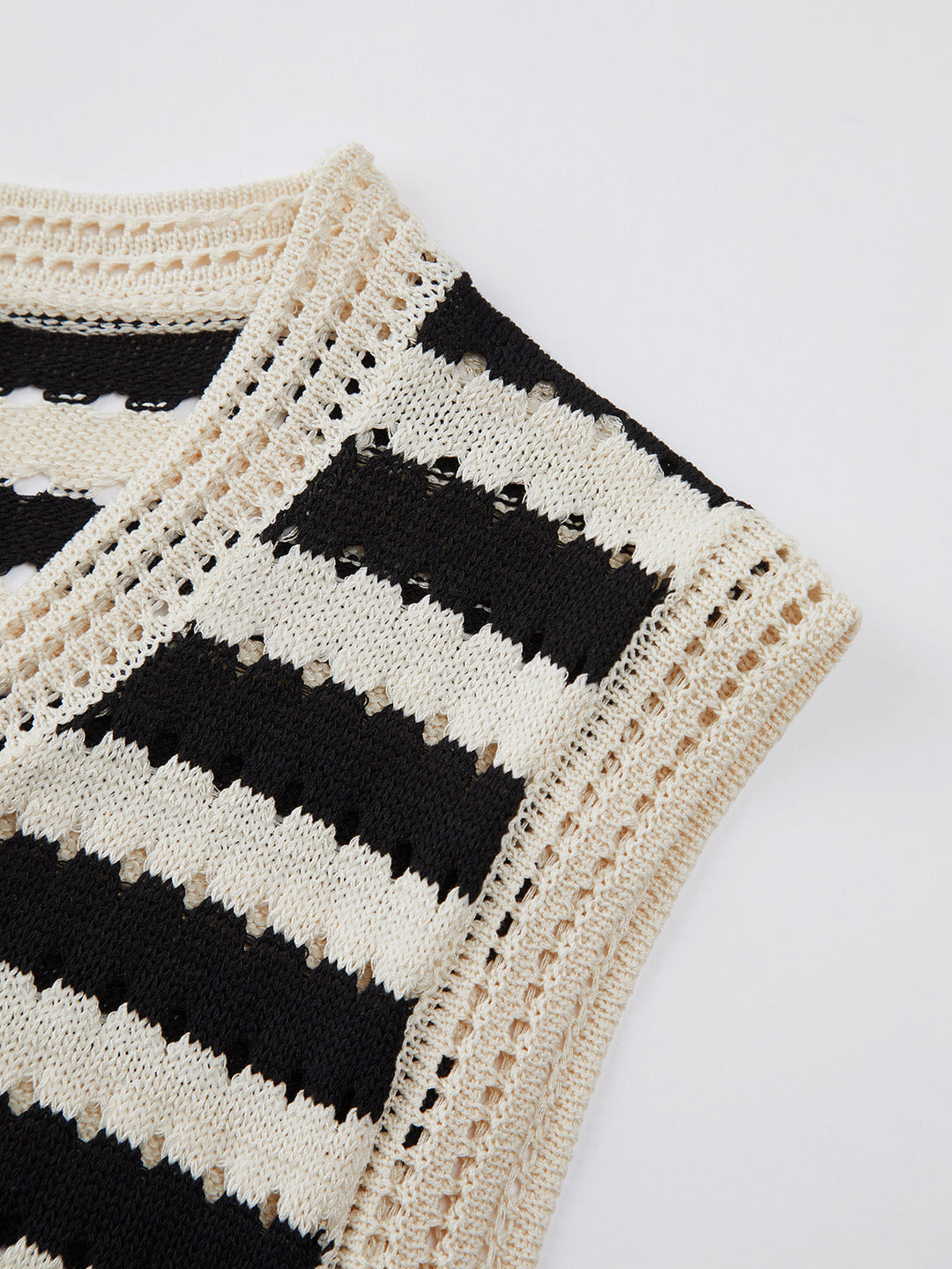 Giletosseum en crochet rayé chic