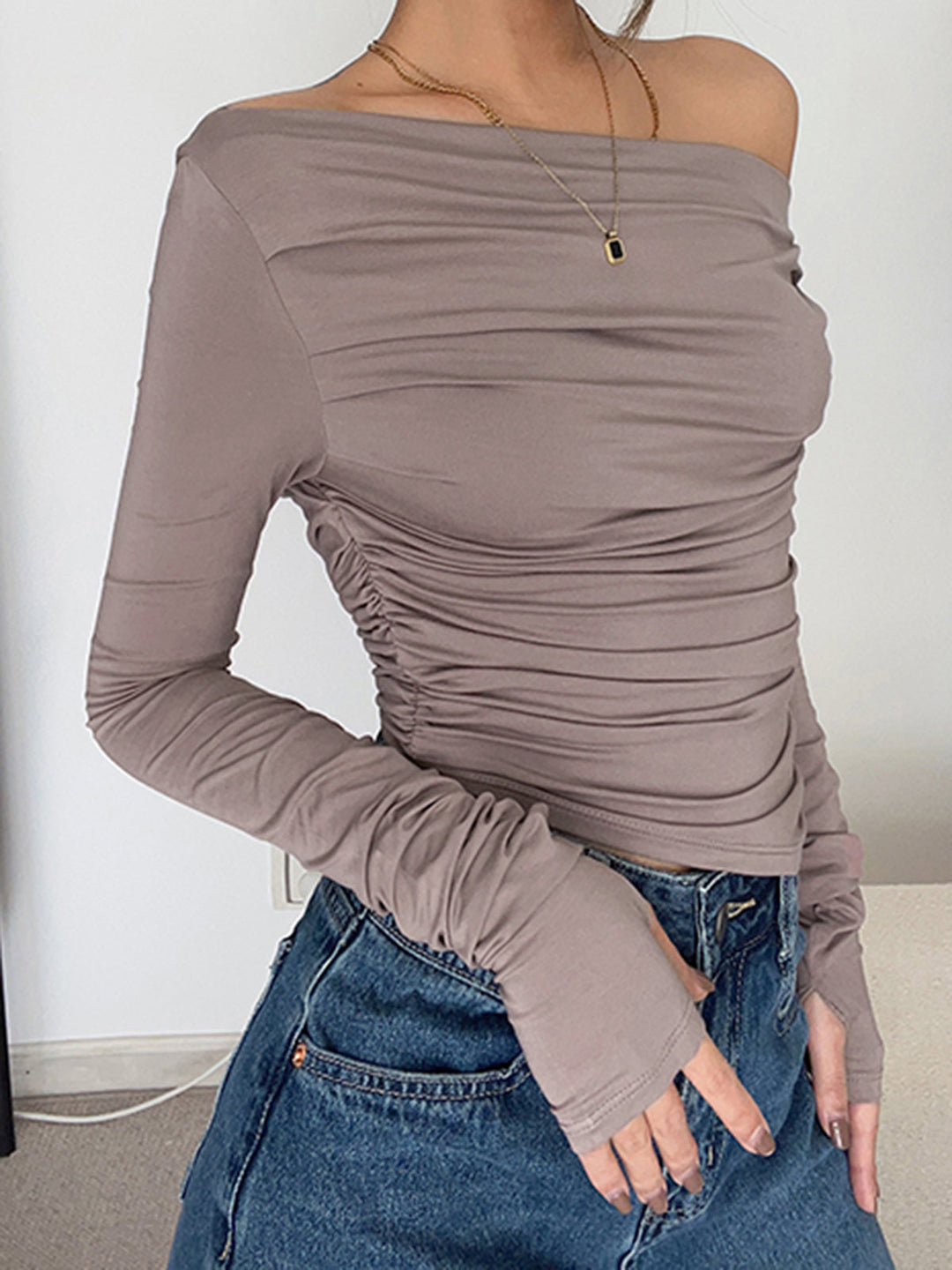 Chemise Asymétrique à Manches Longues et Épaules Dénudées