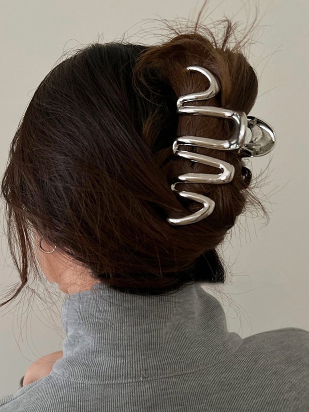 Griffe Essentielle pour Cheveux