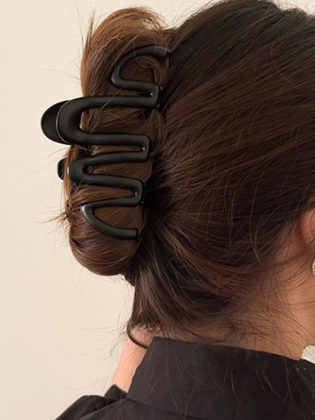 Griffe Essentielle pour Cheveux