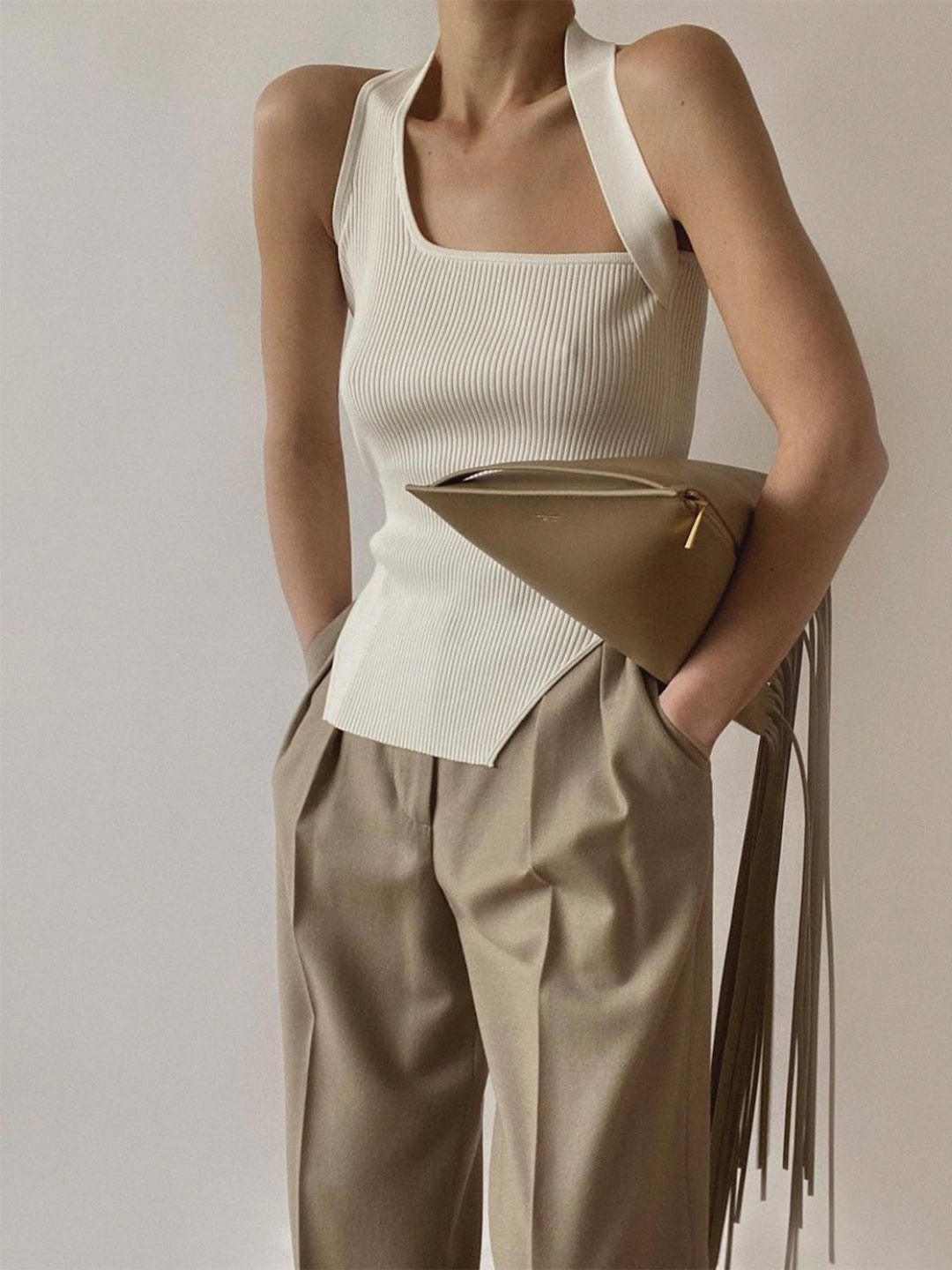 Gilet côtelé asymétrique à col bénitier