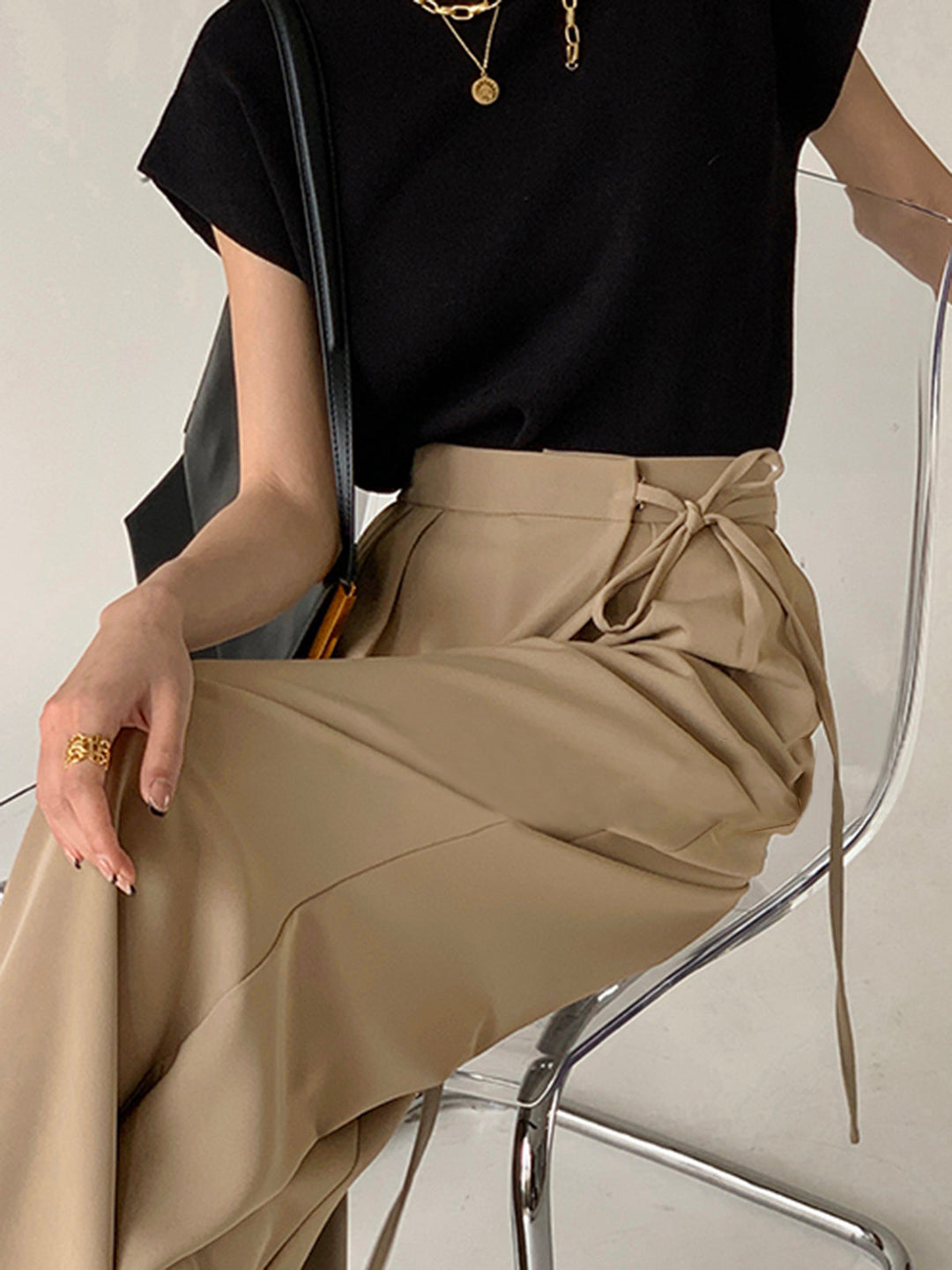 Pantalon ample à taille nouée