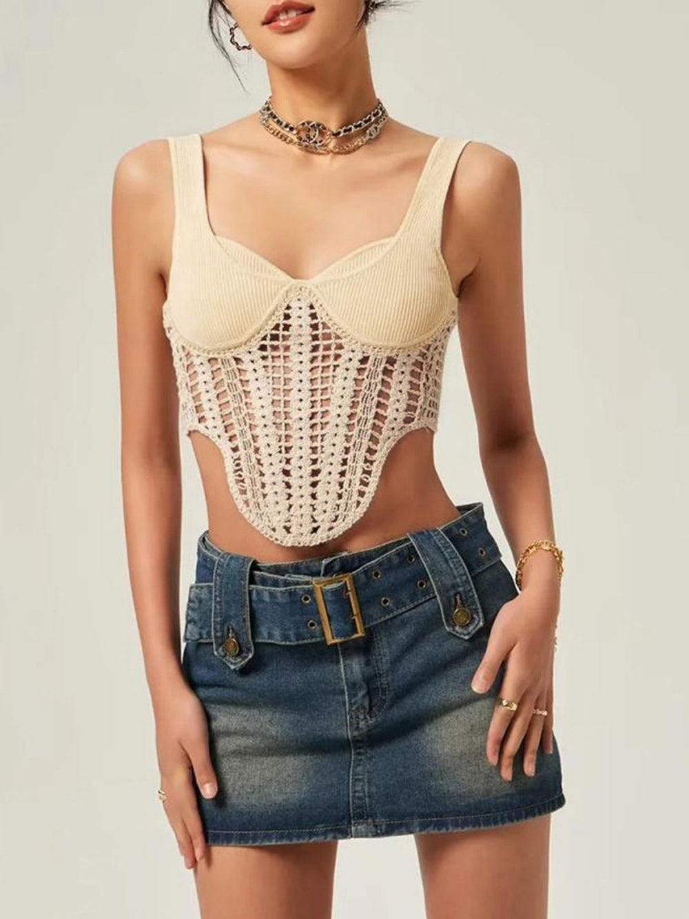 Top Court à Bretelles Contour et Passepoil Semi-Transparent en Crochet