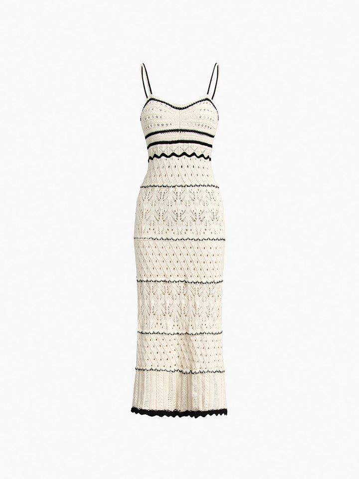 Robe mi-longue en crochet Paros avec œillets et transparence