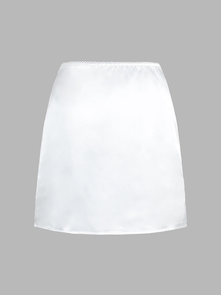 Ensemble Jupe Satin Bordée de Dentelle