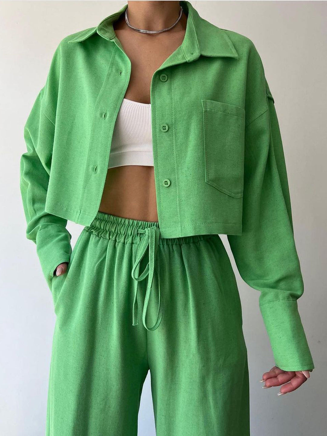 Ensemble pantalon deux pièces à cordon de serrage et col