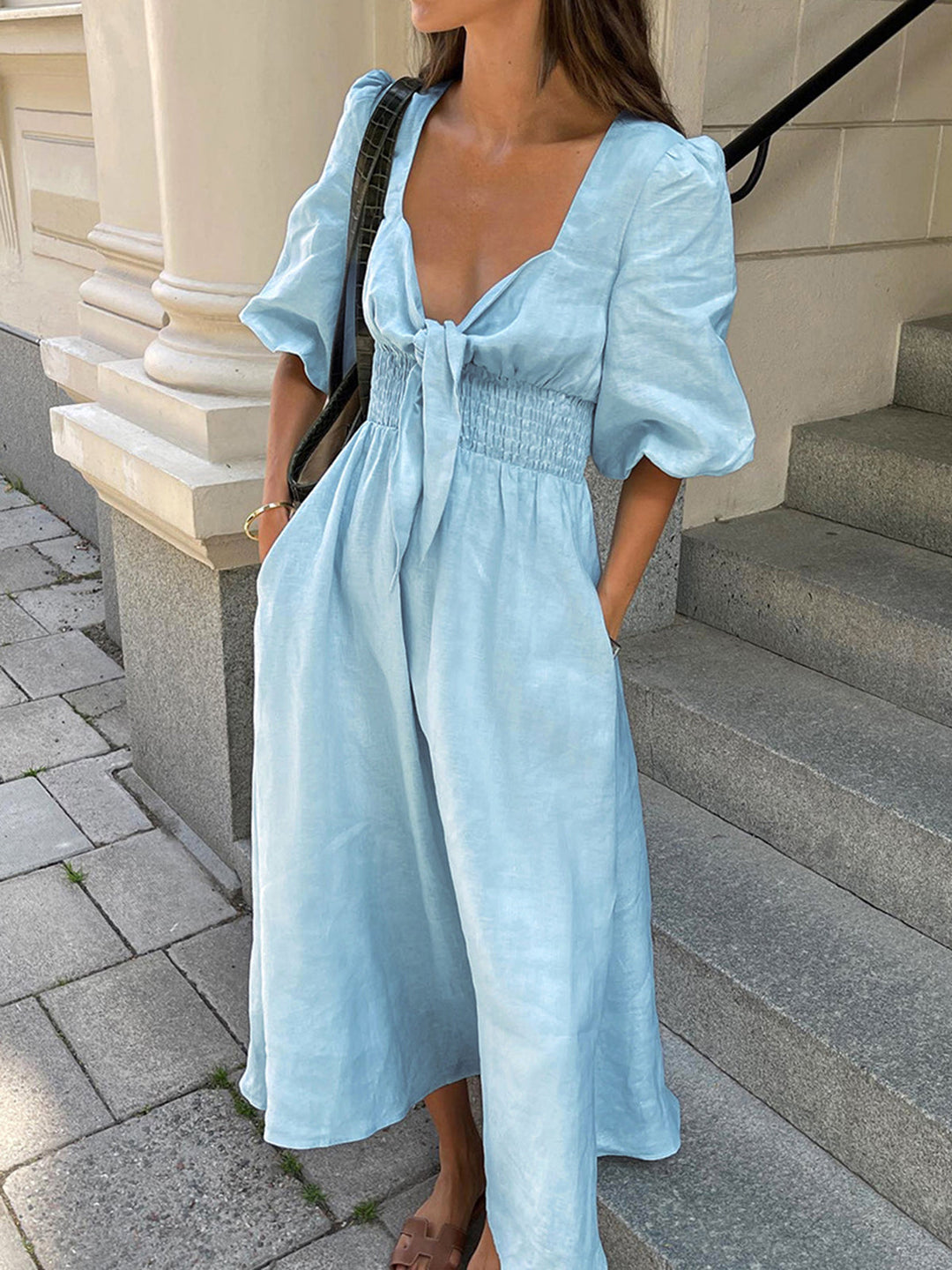Robe Mi-longue en Coton et Lin avec Liens à l'Avant