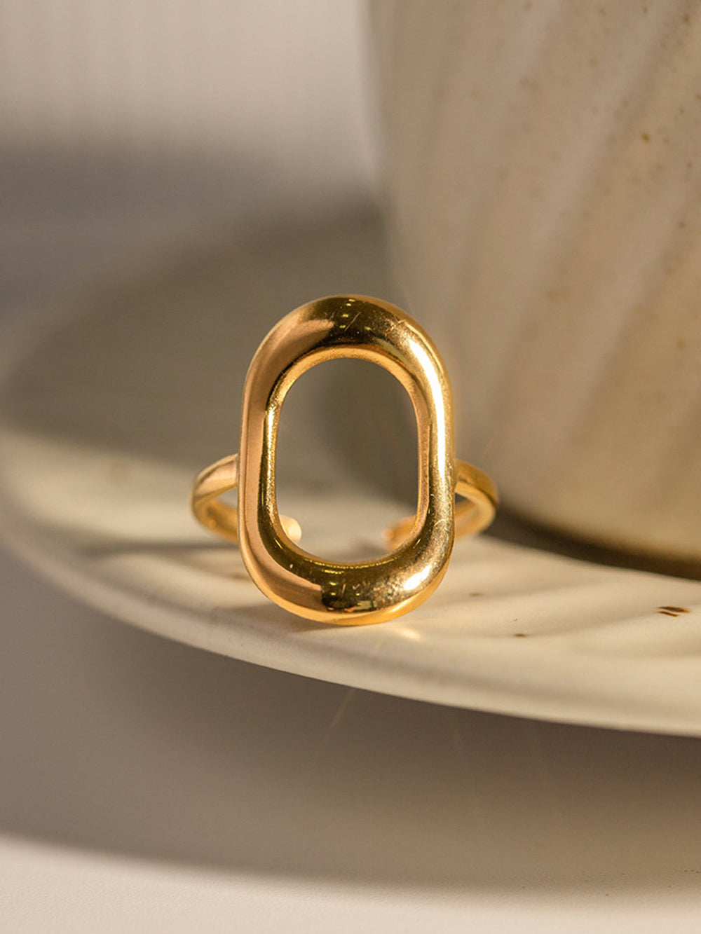 Bague Fenêtre Minimaliste