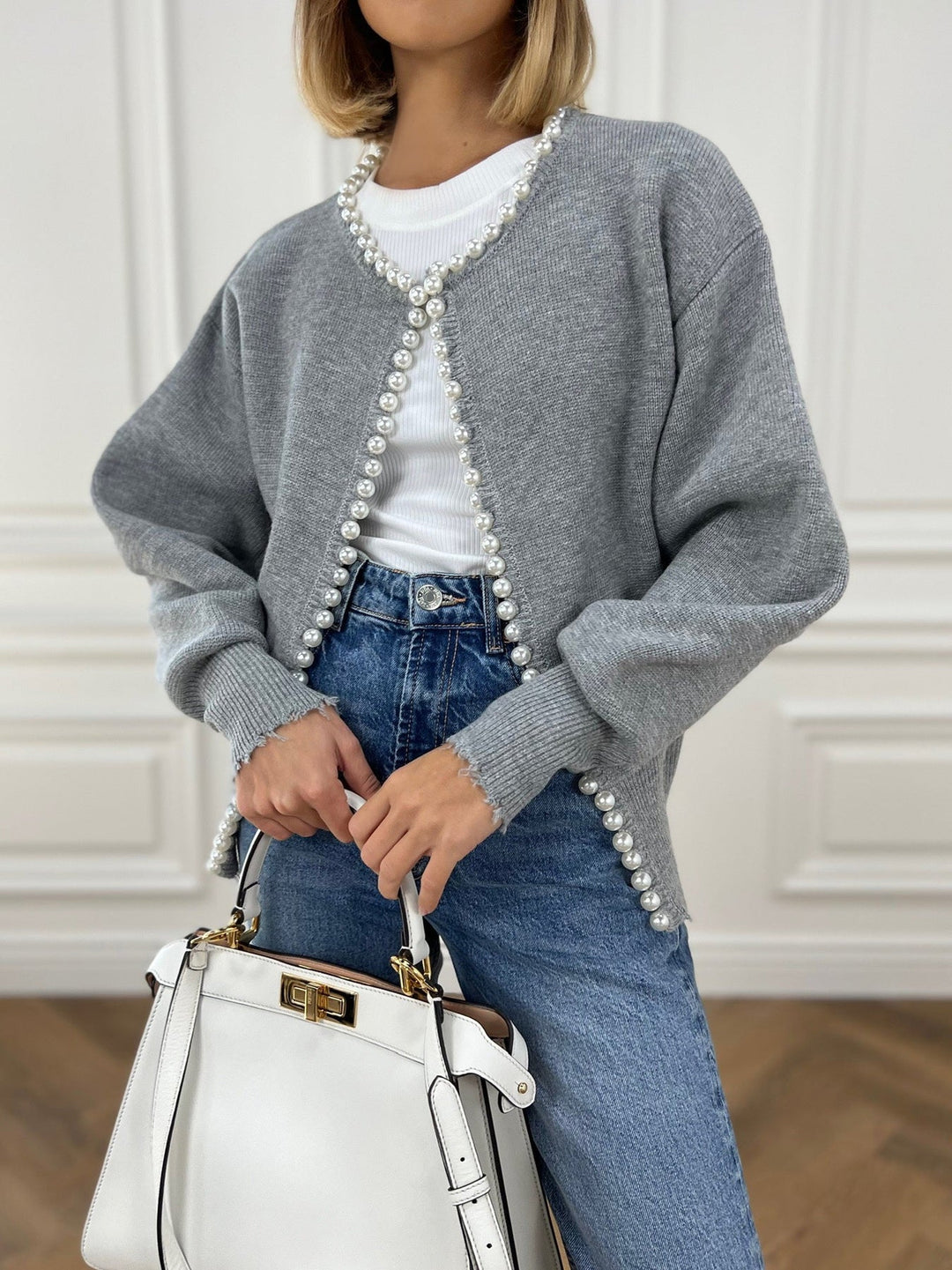 Cardigan à ourlet déchiré avec garniture en perles