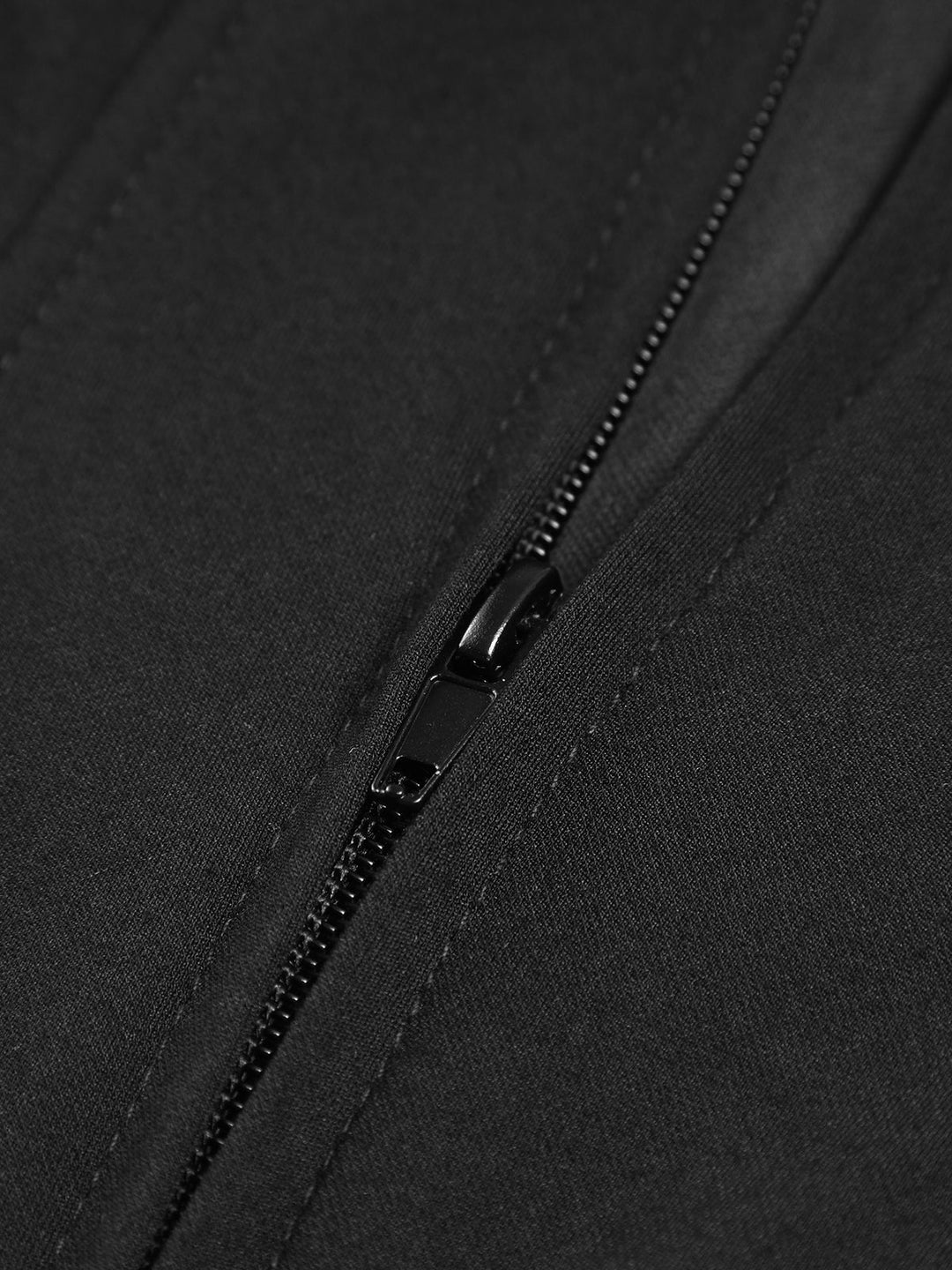 Corset à détails zippés