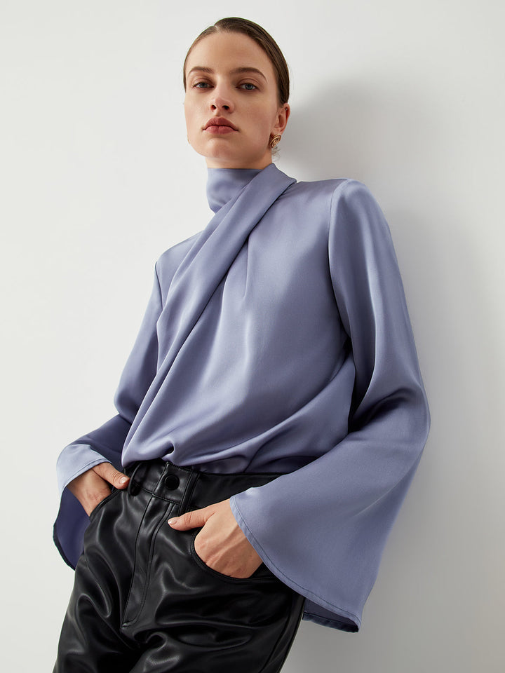 Blouse Satin à col roulé asymétrique plissé