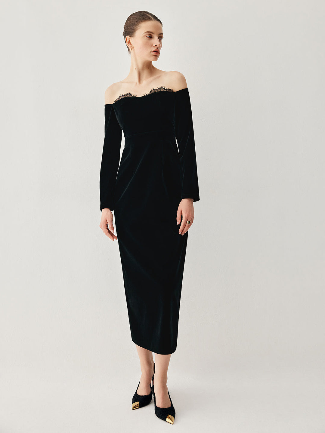 Robe Mi-Longue Velours Col Bardot Patchwork Fente