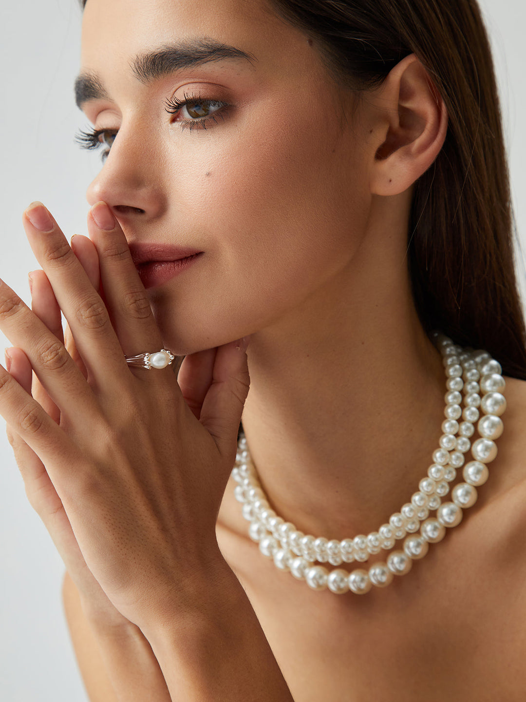 Collier Ras du Cou à Paillettes