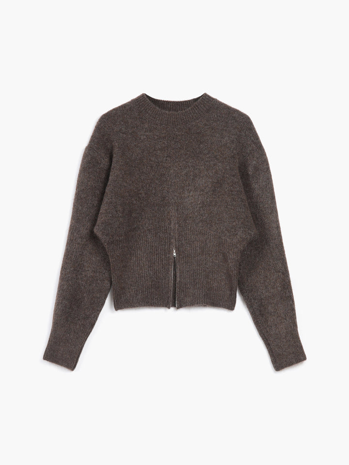 Pull col zippé flou