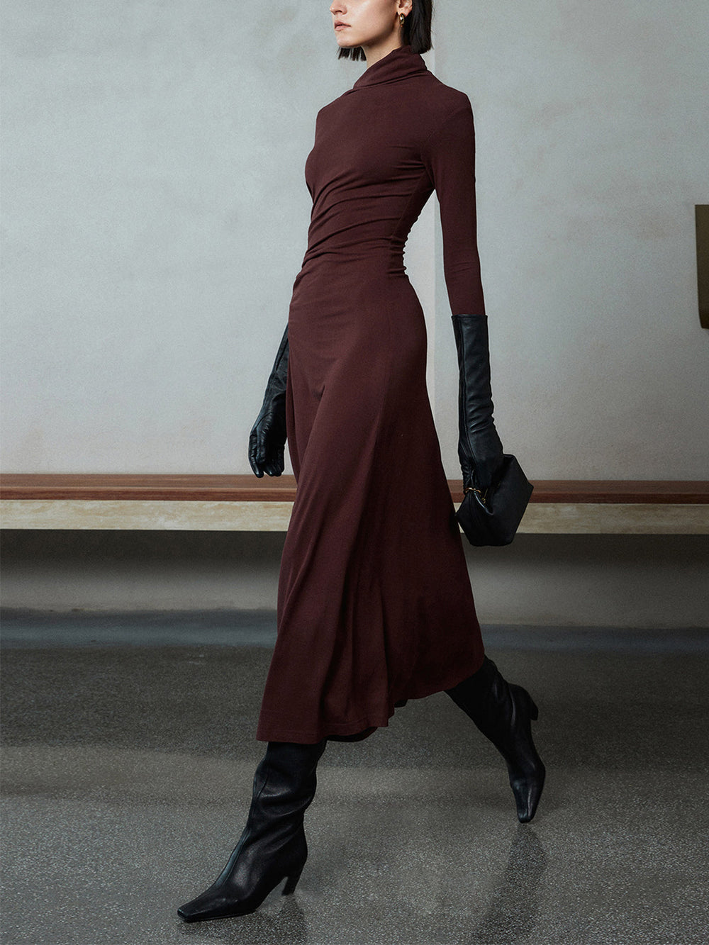Robe Maxi à Manches Longues et Décolleté Asymétrique Ruché