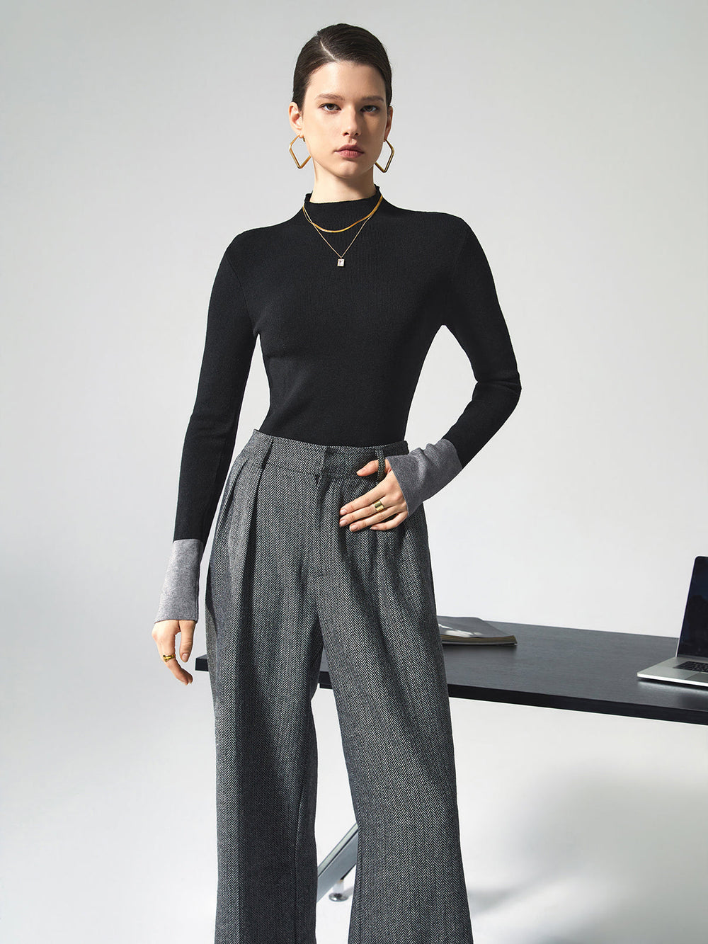 Haut en tricot avec poignets contrastants