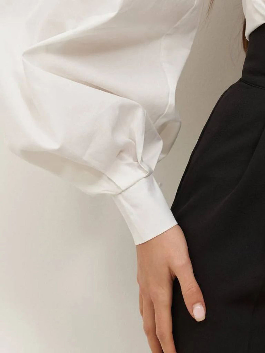 Blouse Asymétrique à Épaules Dénudées