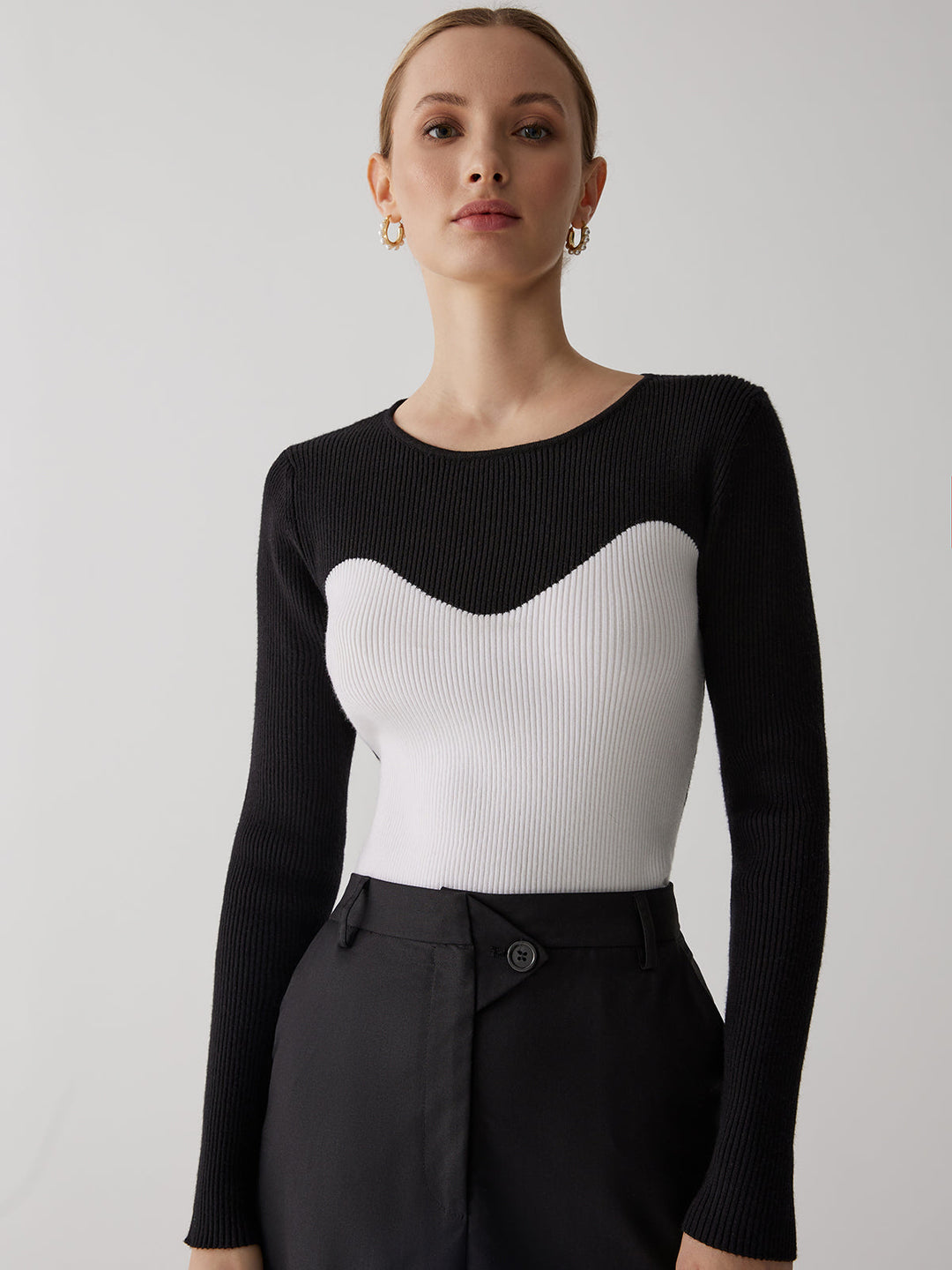 Pull en tricot à col rond contrasté patchwork