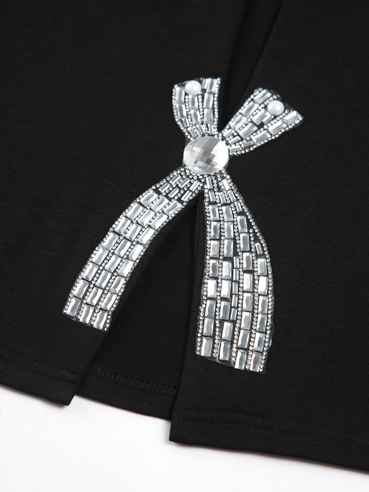 Top décoré d'un nœud en strass