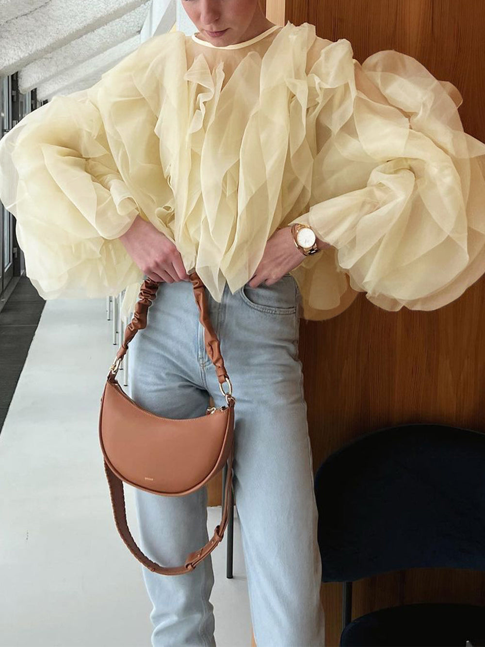 Blouse Col Ras du Cou Semi-Transparente en Mousseline à Volants