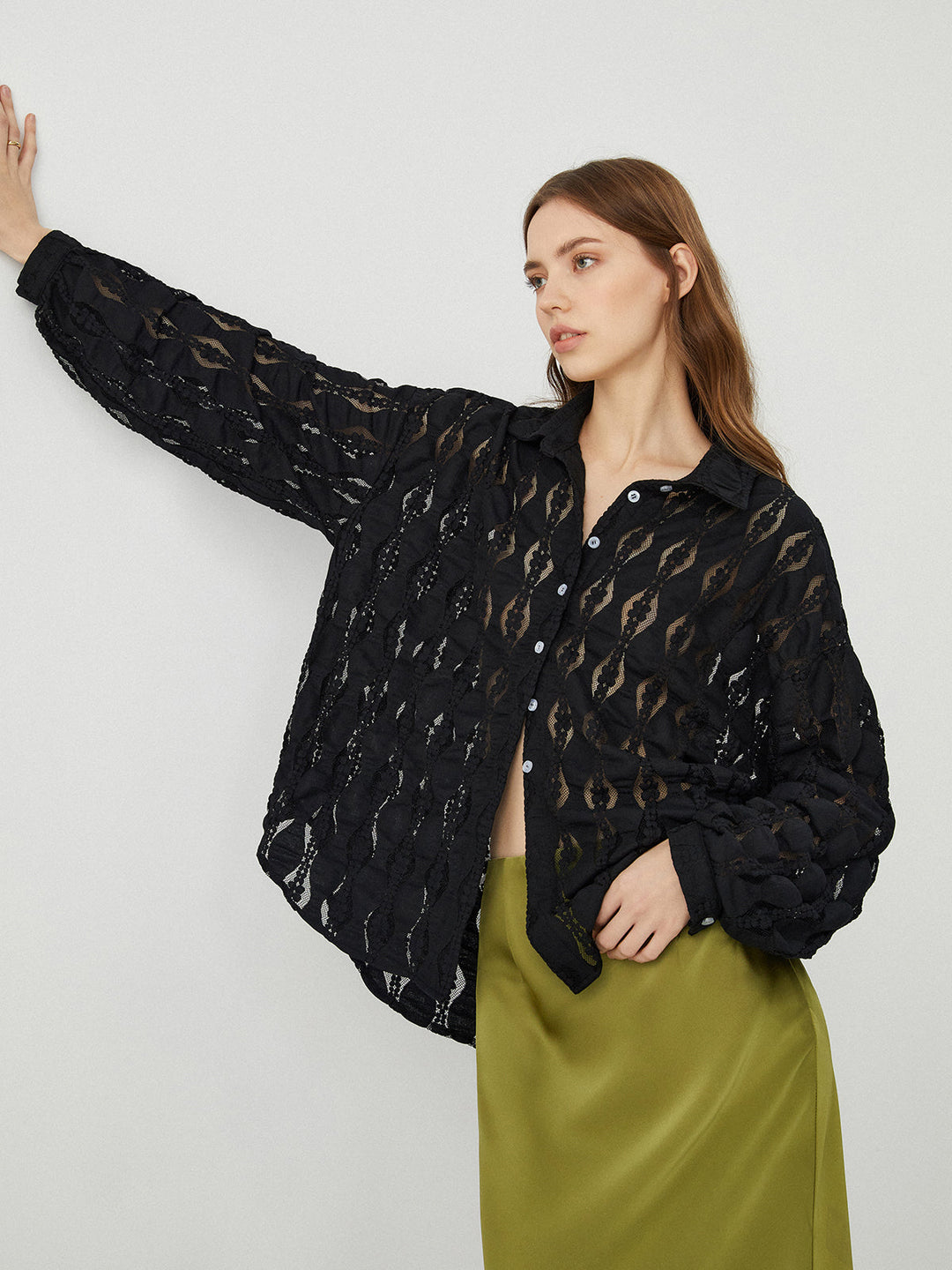 Chemise Boutonnée à Fleurs Semi-Transparente en Dentelle