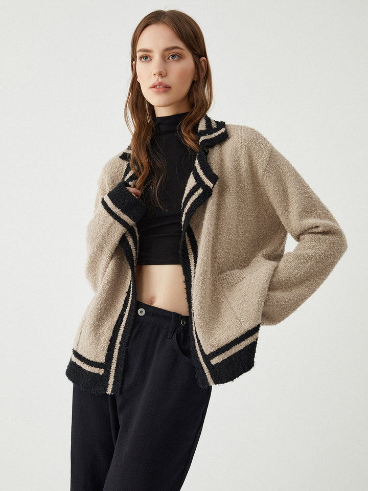 Cardigan en tricot à garniture contrastante