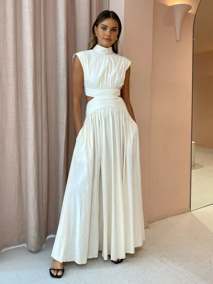 Robe Longue à Col Montant et Découpes