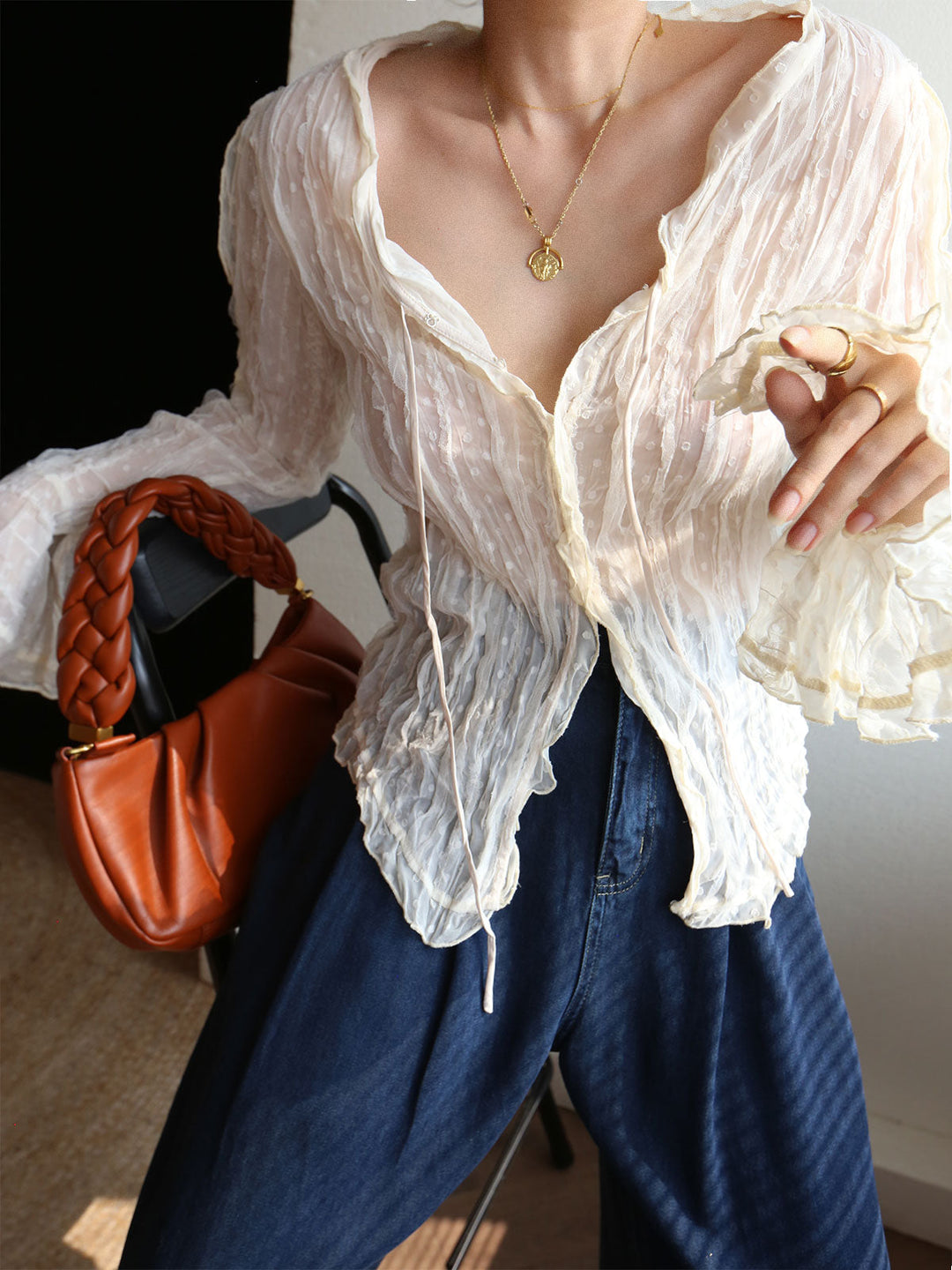 Blouse Manches Longues en Mousseline à Bordure Laitue