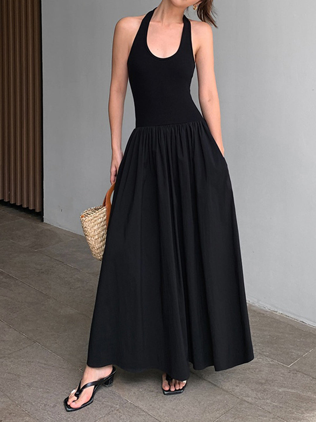 Robe Longue Minimaliste à Bretelles Sans Dos