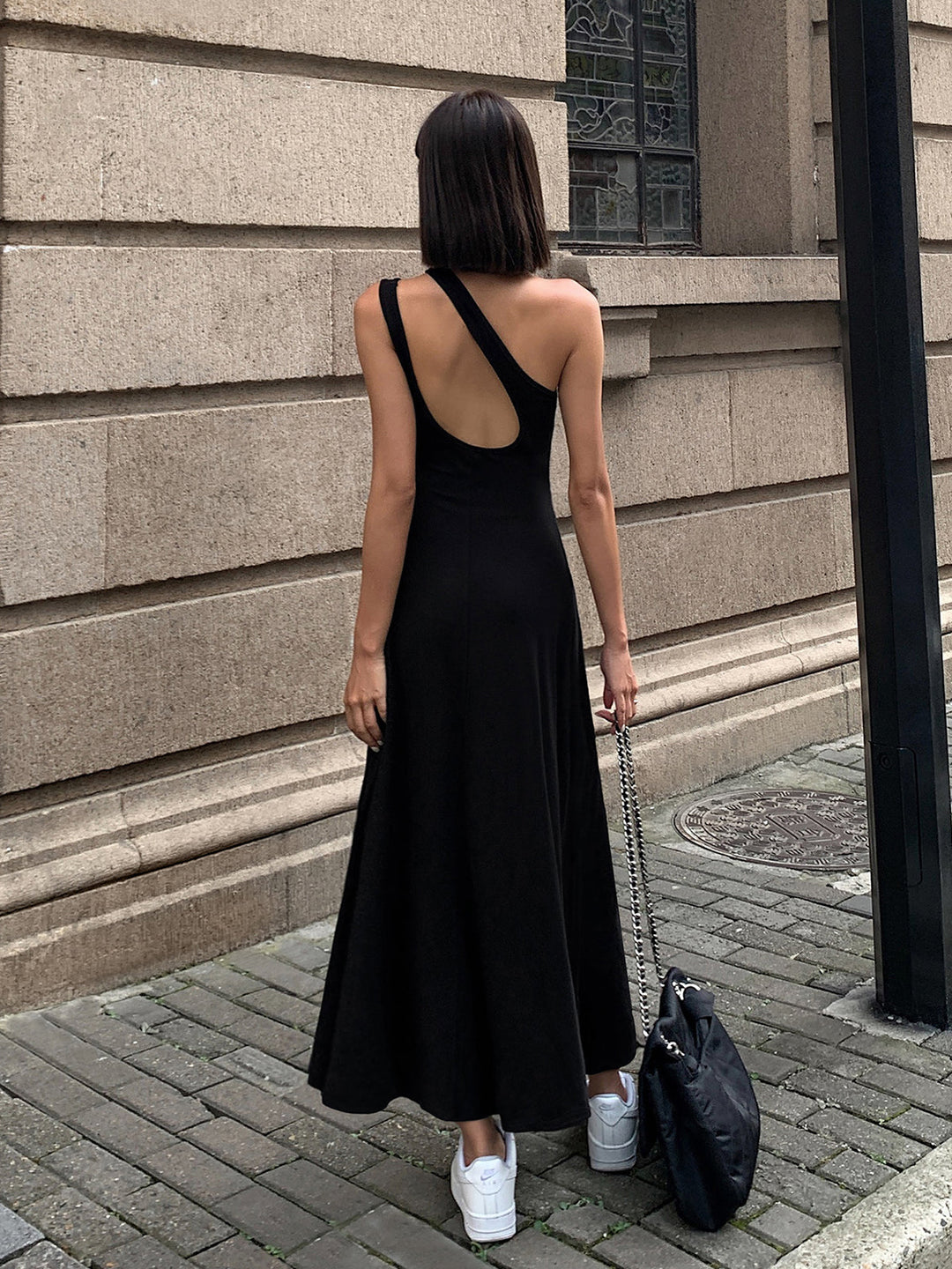 Robe Longue Tricotée Décolletée dans le Dos