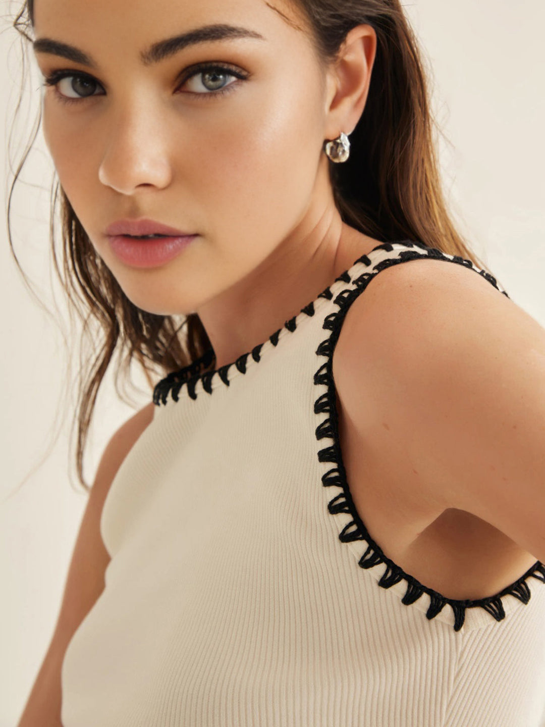 Gilet Pull Sans Manches à Motif Contrastant Minimaliste