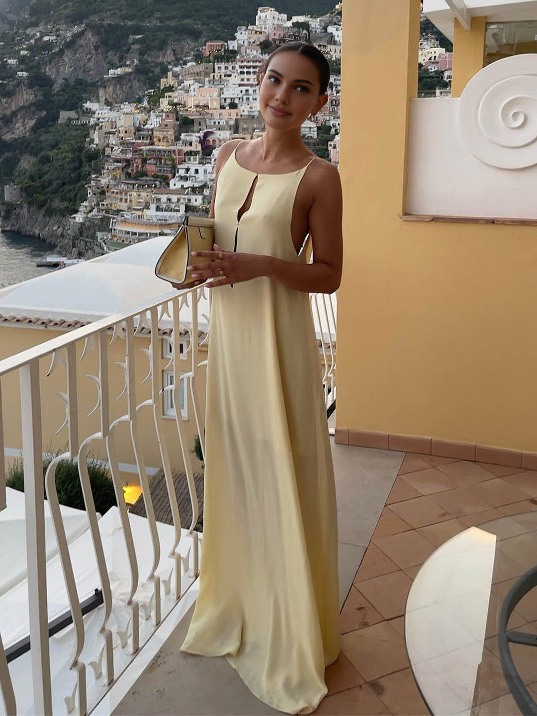 Robe Longue Satinée Sans Dos pour Vacances