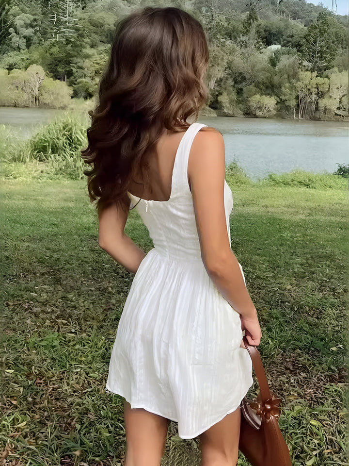 Robe Courte Semi-Transparente à Col Carré Uni