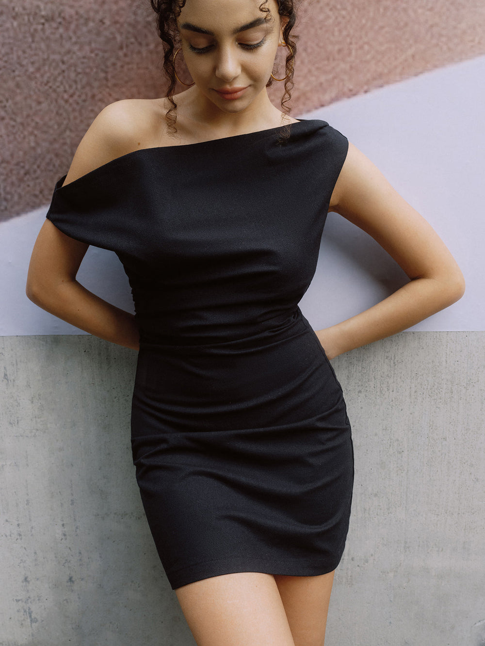 Robe Courte Asymétrique en Coton et Lin à Une Épaule