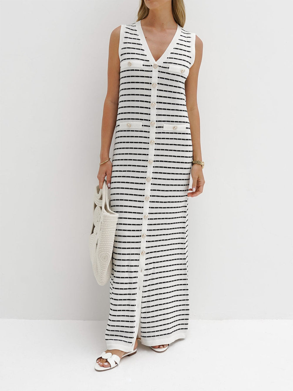 Robe Pull Longue en Métal à Boutons Rayés