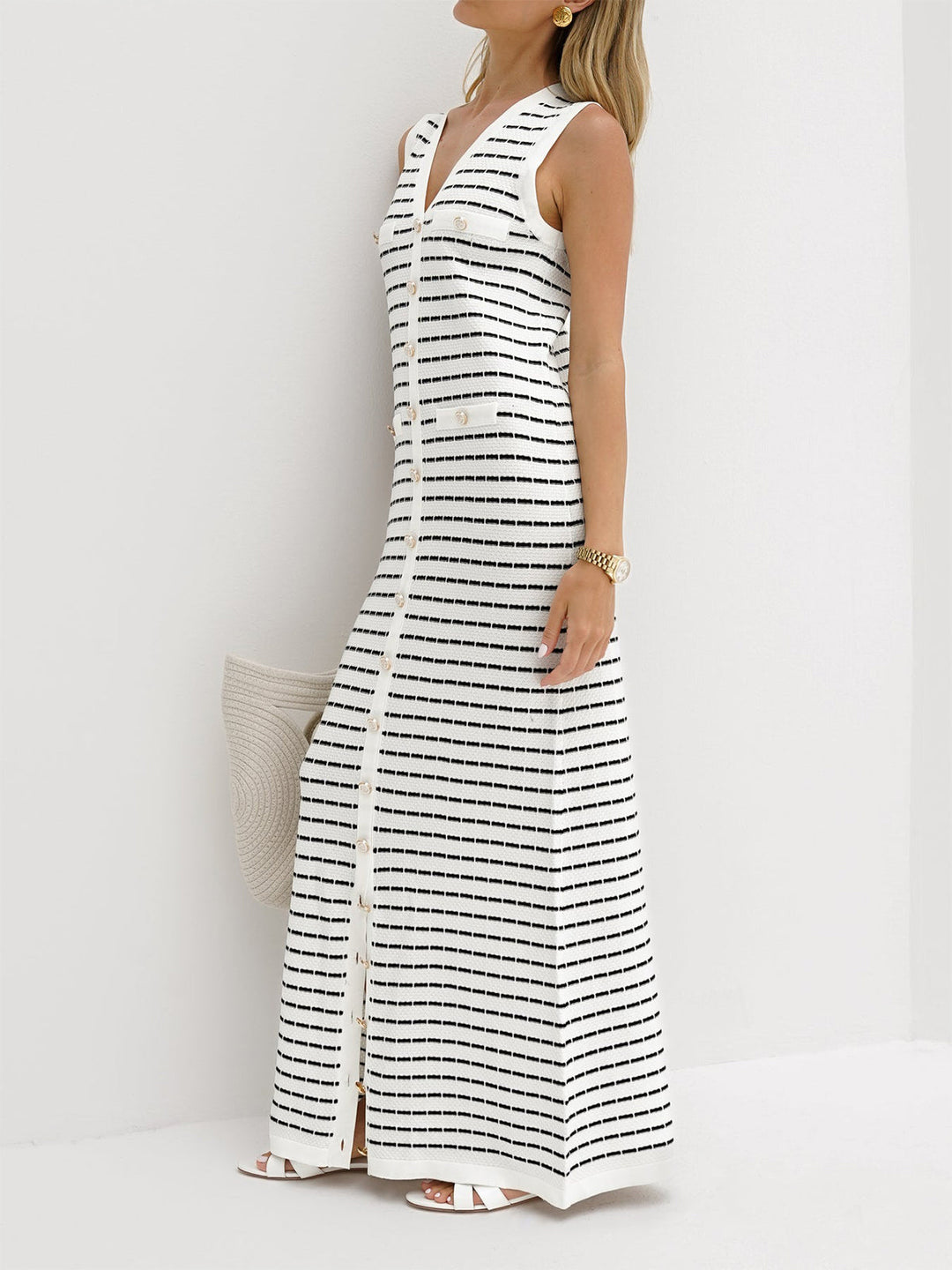 Robe Pull Longue en Métal à Boutons Rayés