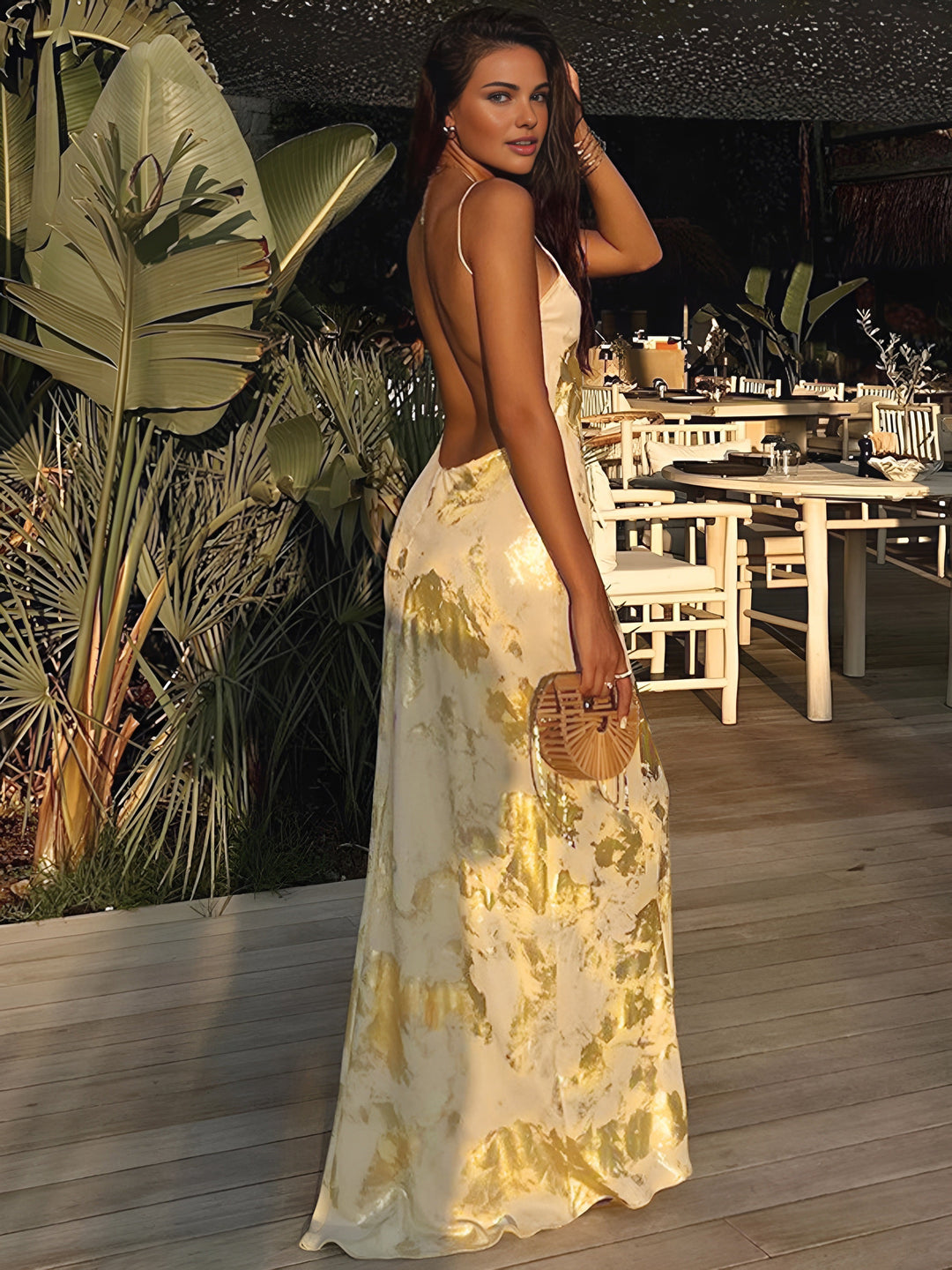 Robe Longue à Col V Dos Nu Métallique