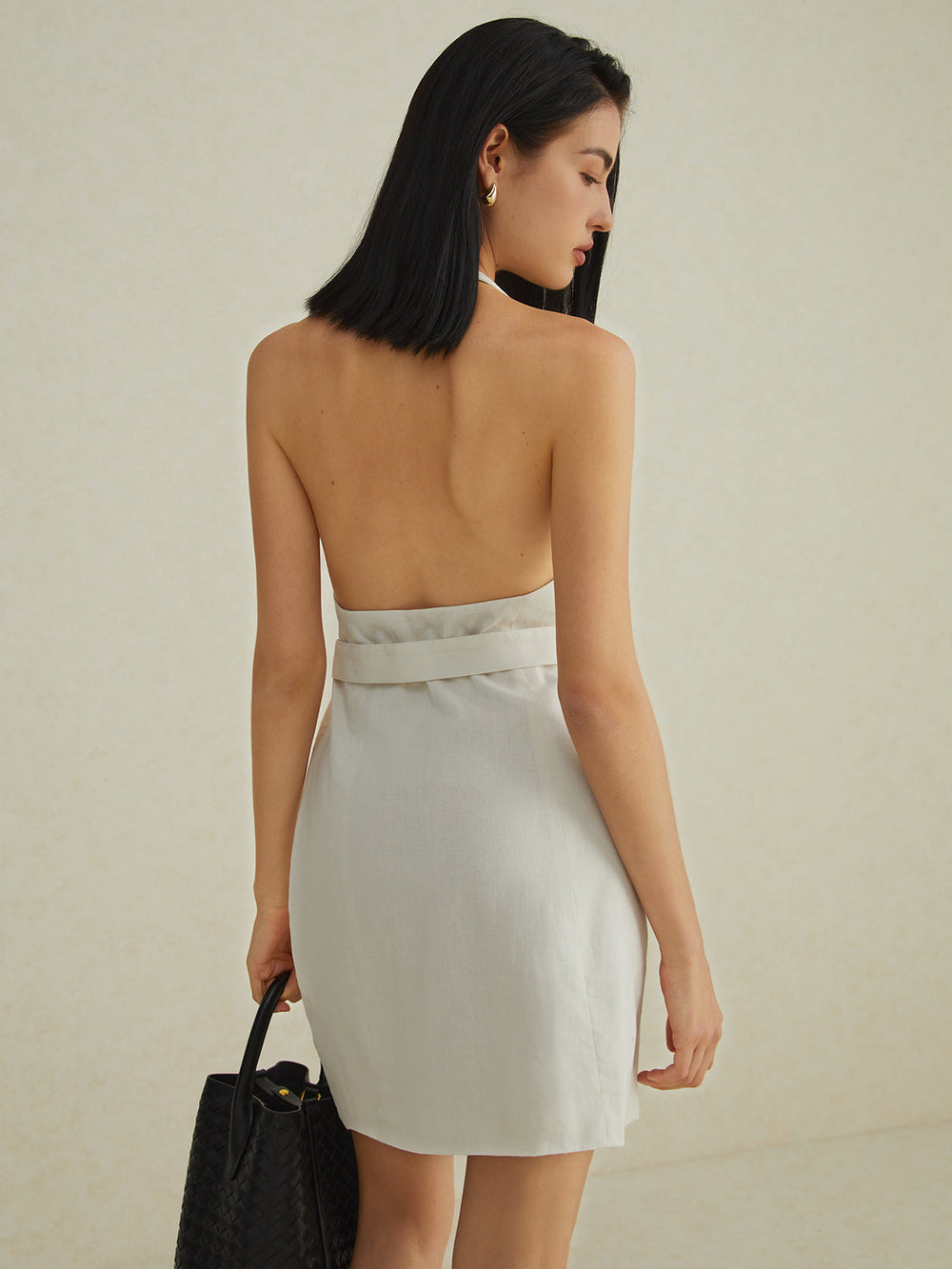 Robe Courte Sans Dos à Encolure en V avec Ceinture