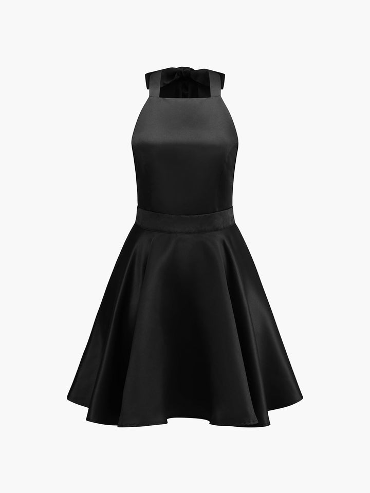 Robe Mini Plissée Ouverte au Dos avec Poches et Nœuds en Satin