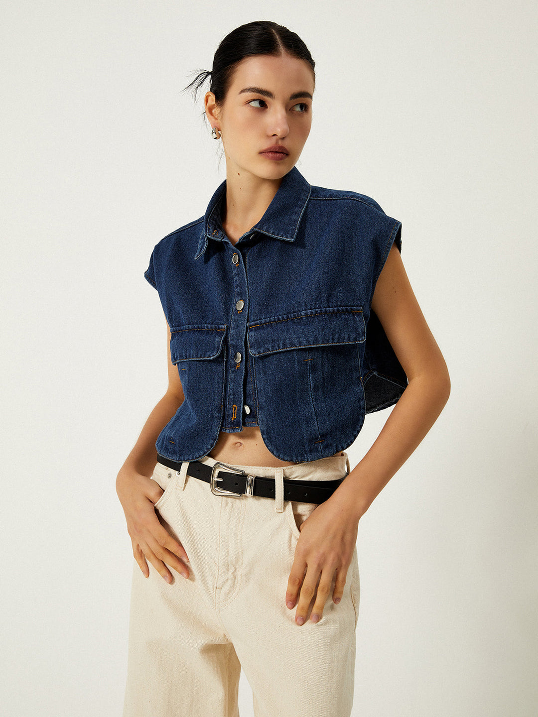 Gilet droit en jean avec col à revers et poches