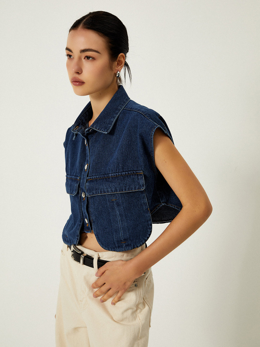 Gilet droit en jean avec col à revers et poches