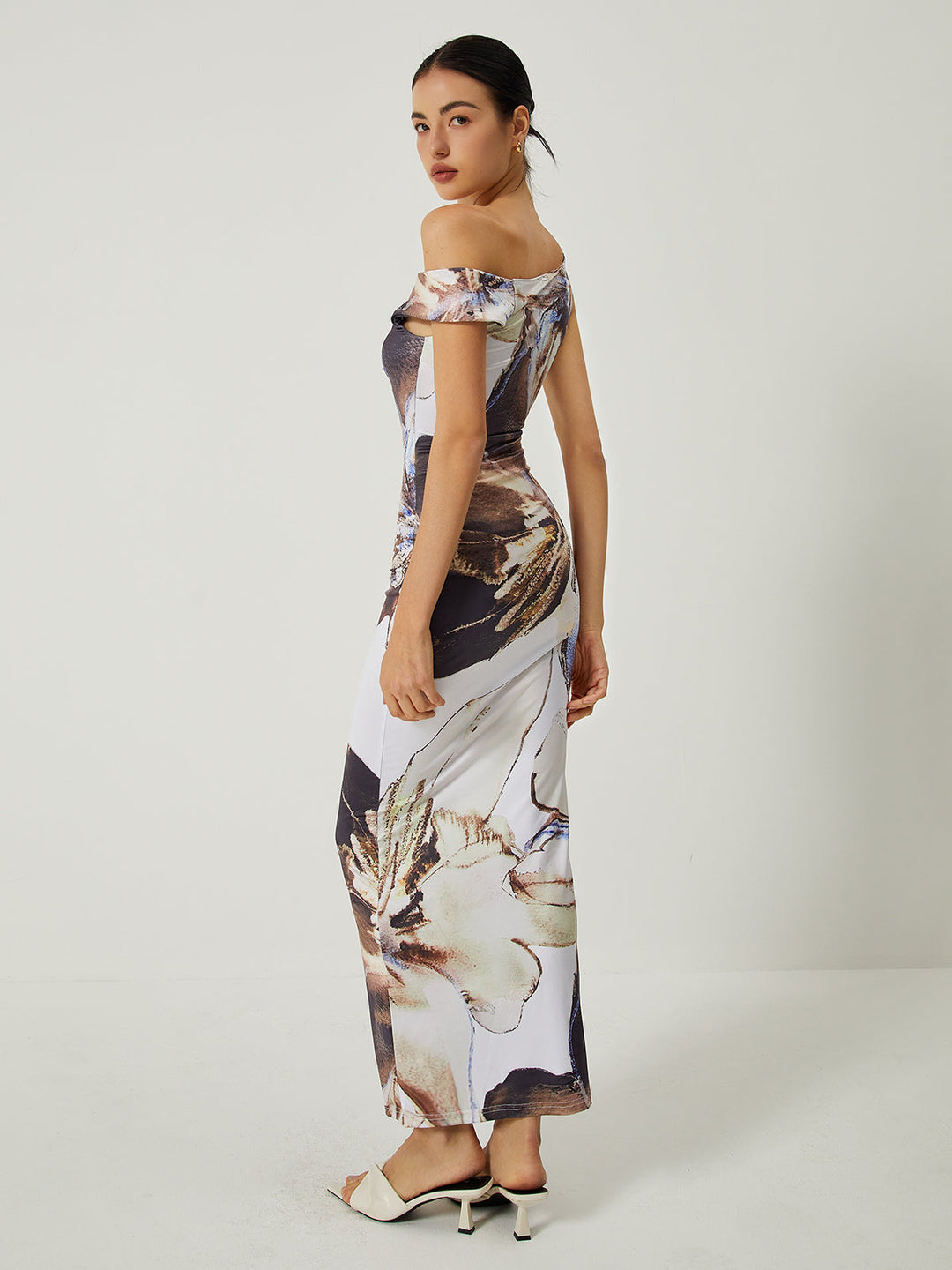Robe Longue Ajustée Asymétrique Imprimée Dos Nu