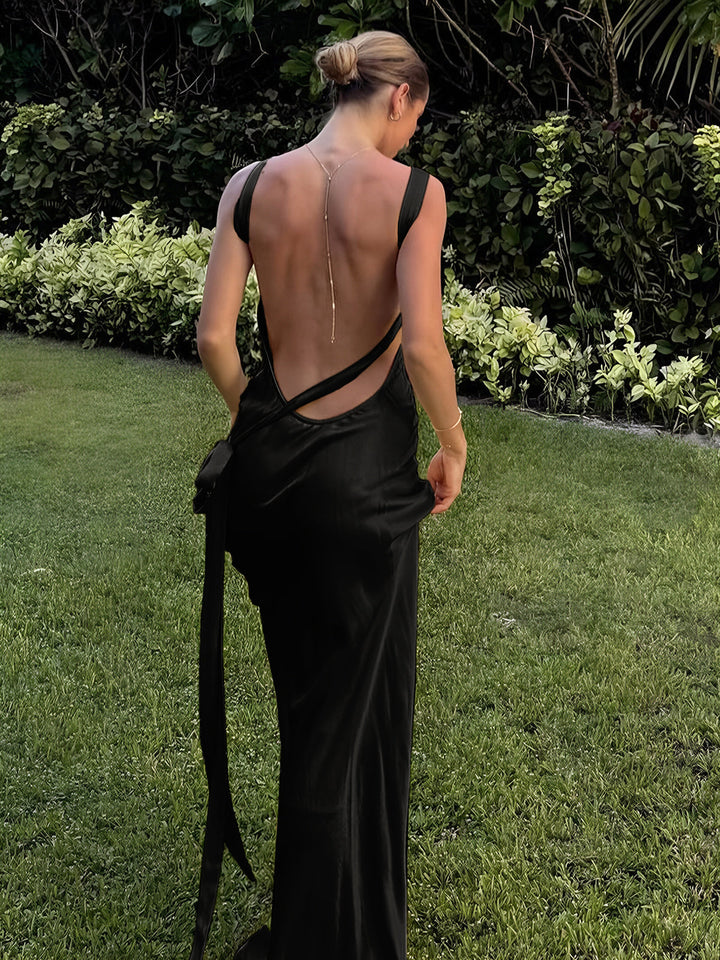 Robe Longue Satinée Asymétrique Une Épaule Semi-Transparente