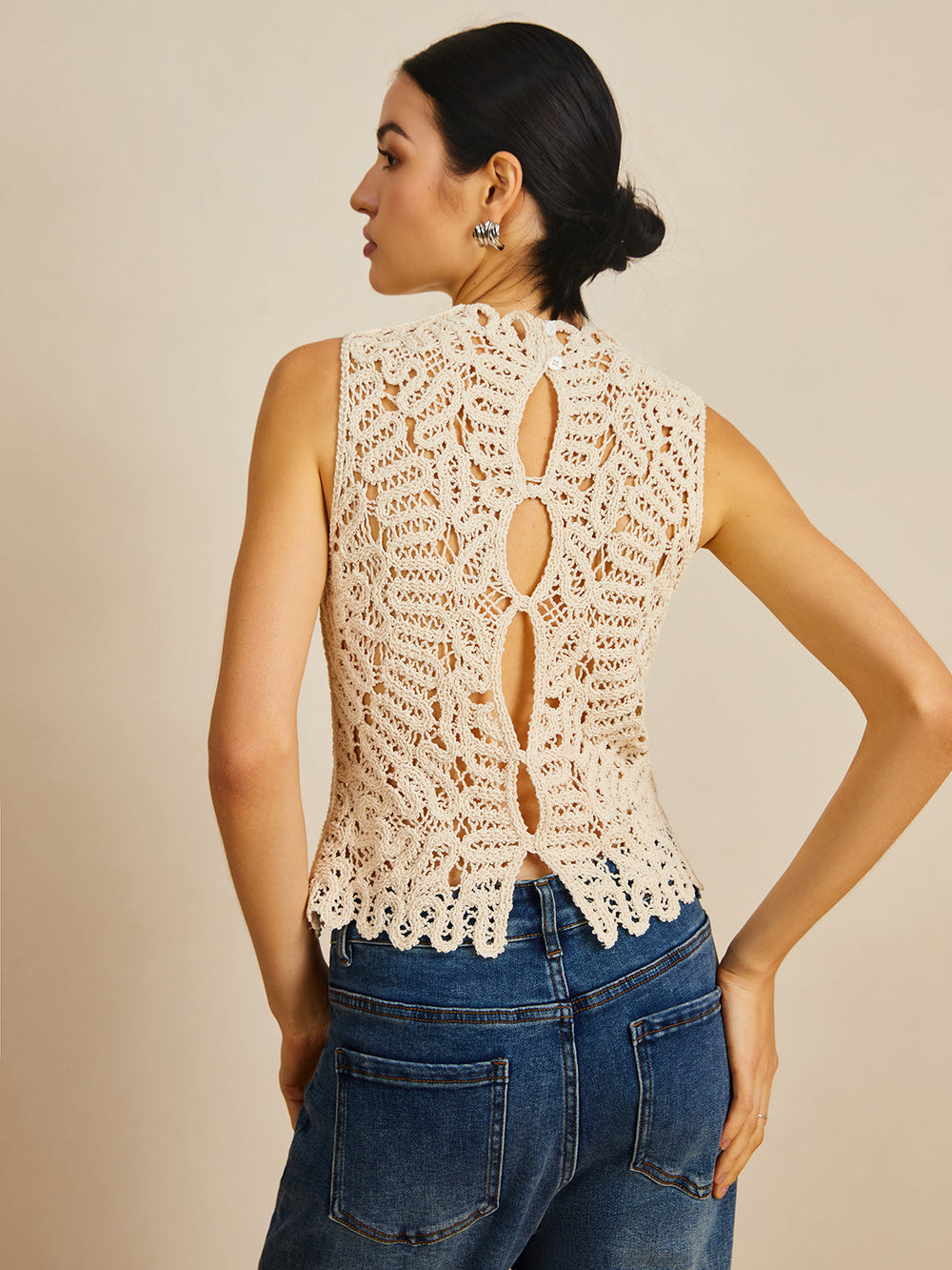 Gilet Pull sans Manches en Crochet Floral Creux