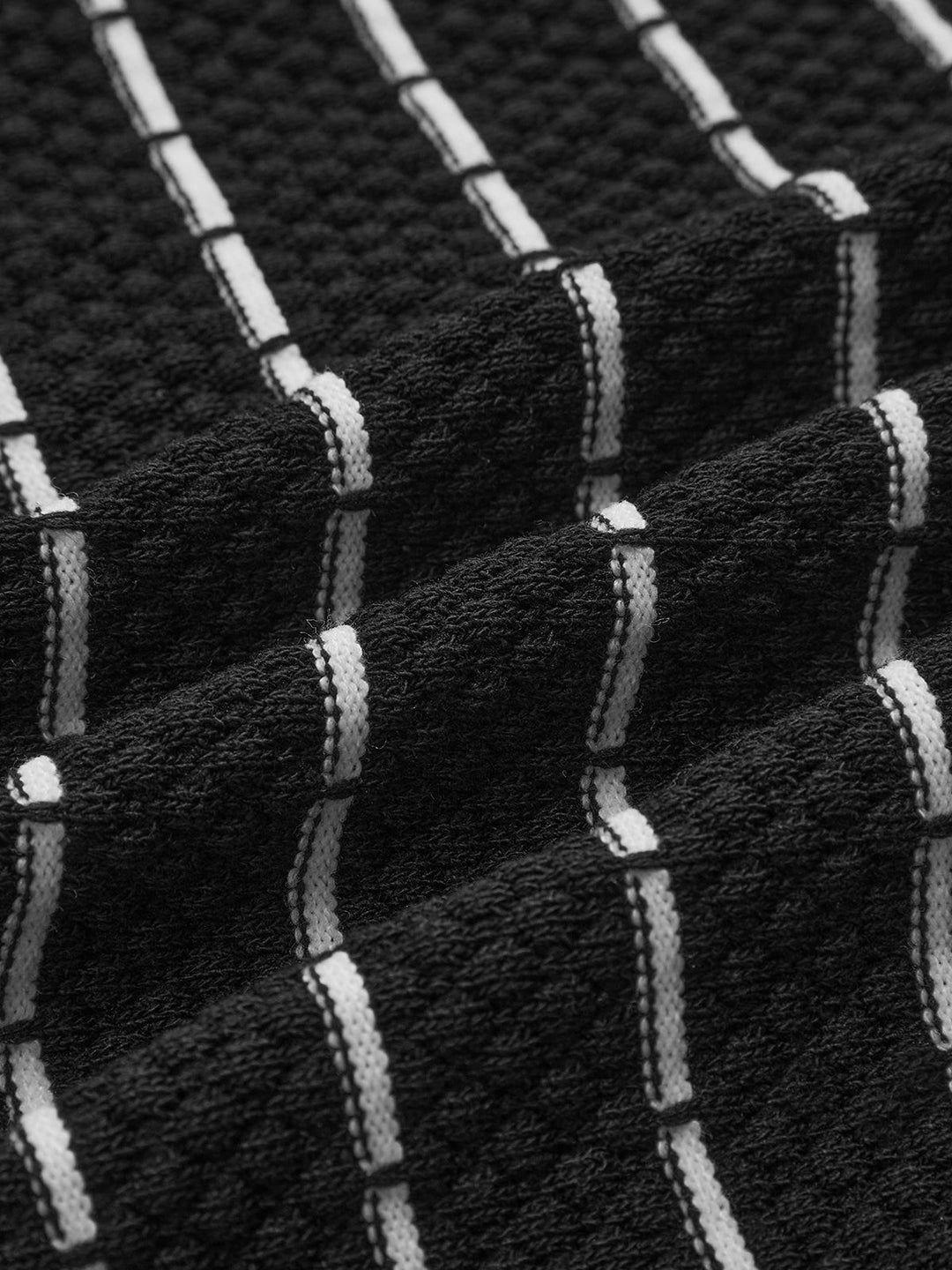 Robe Pull Longue en Métal à Boutons Rayés