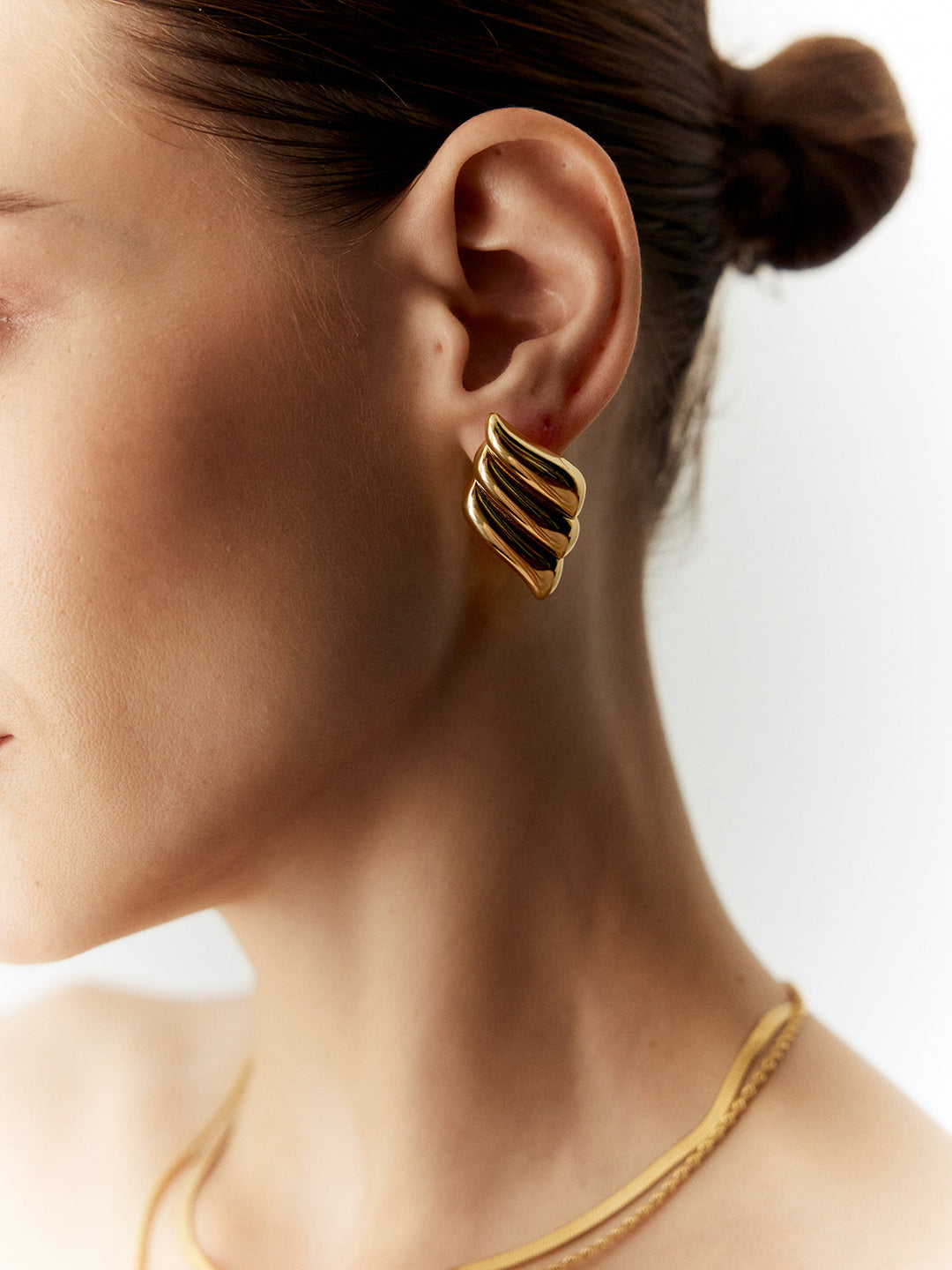 Boucles d'oreilles ailes à géométrie métallique pour vent, trois couches