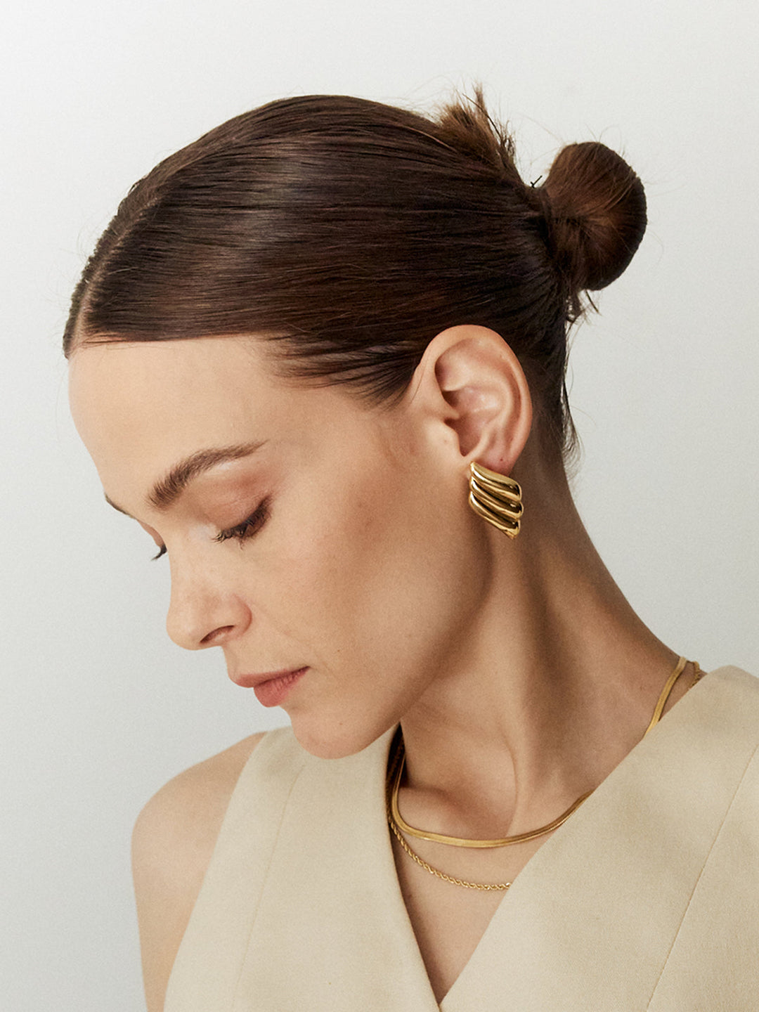 Boucles d'oreilles ailes à géométrie métallique pour vent, trois couches