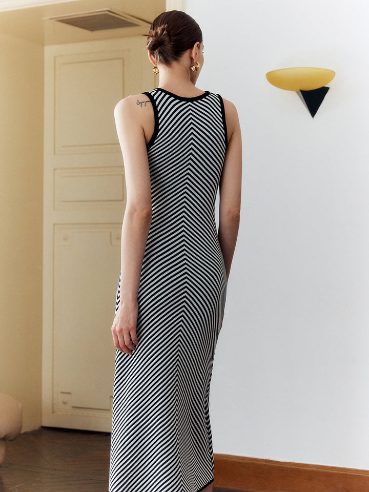 Robe En Maille à Rayures "Contrast Trim"