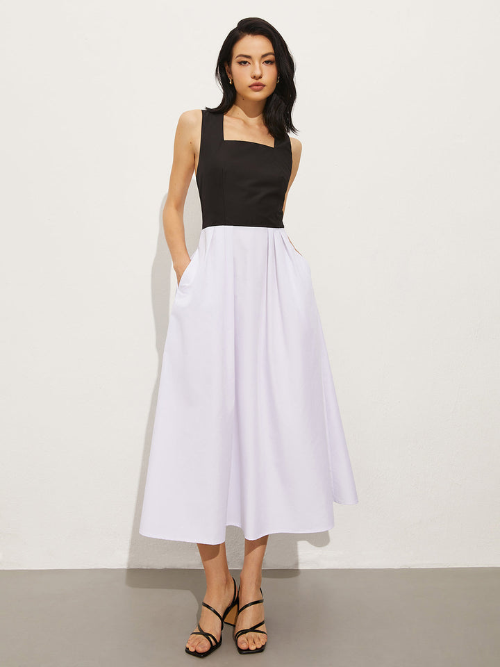 Robe à col carré et dos croisé